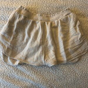 Aerie party to poolside shorts